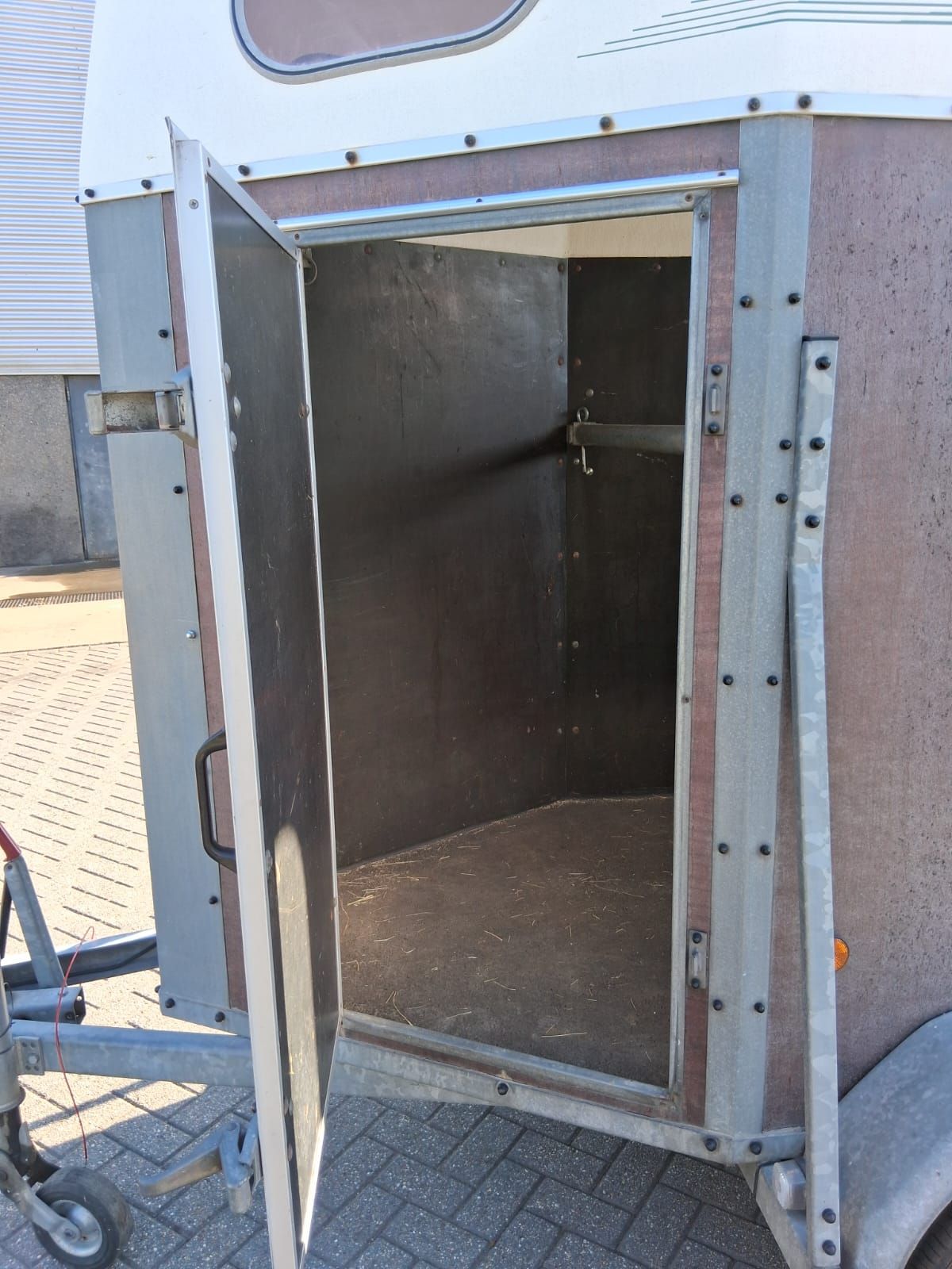 Atec Technoline paardentrailer