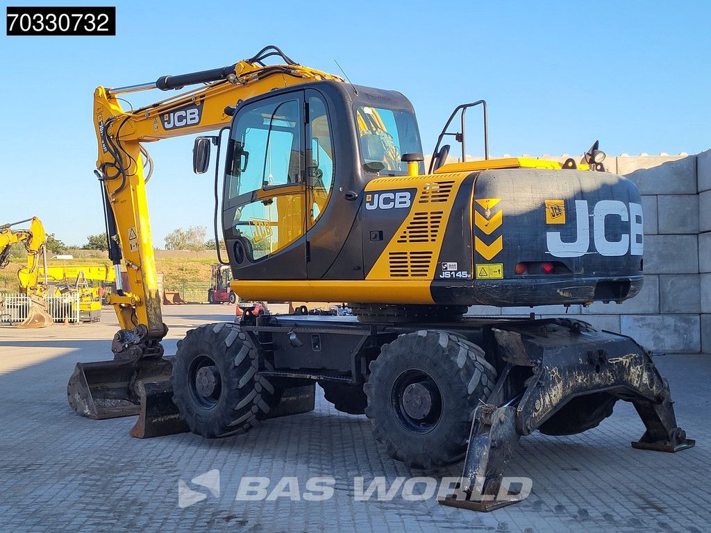 JCB JS145 W