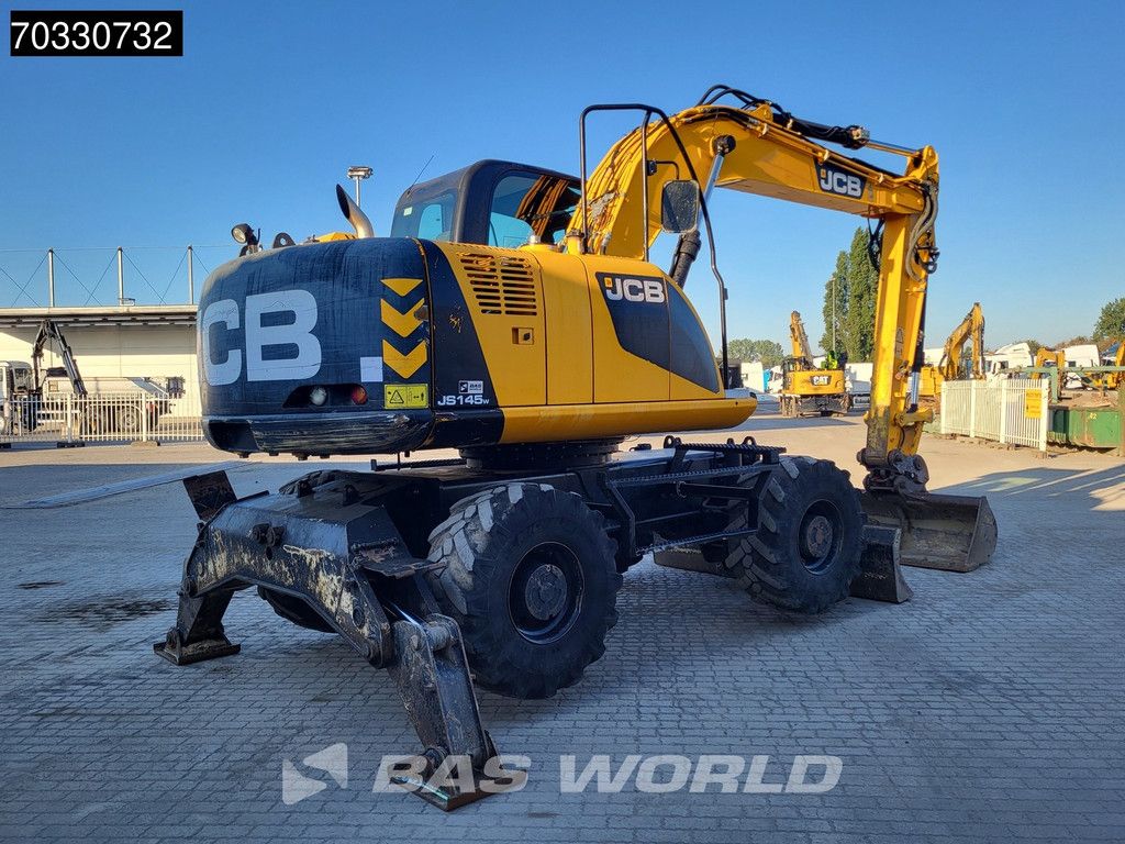 JCB JS145 W