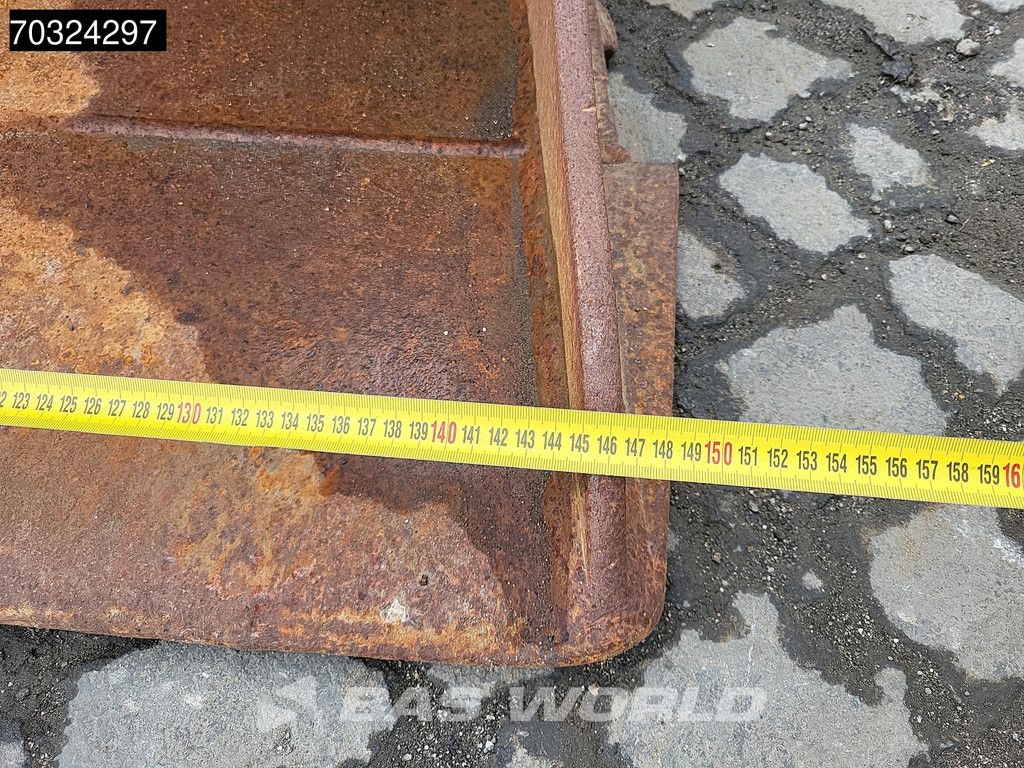 Caterpillar S60