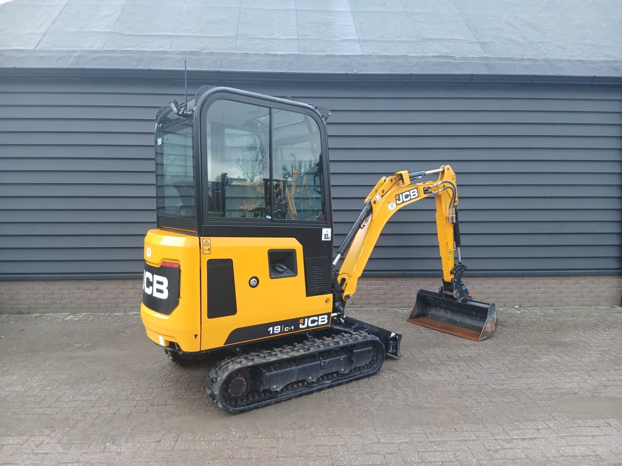 JCB 19C1