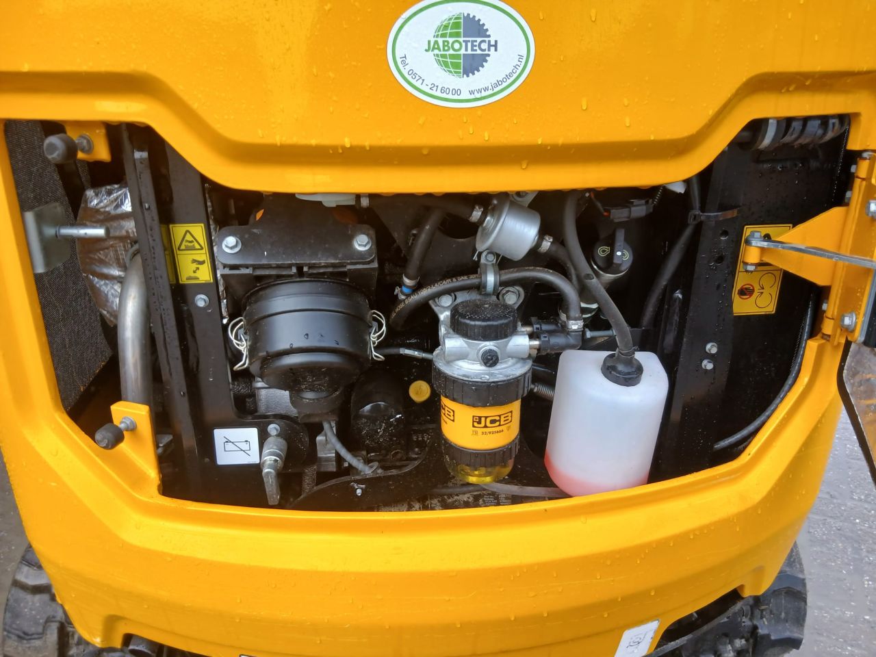 JCB 19C1