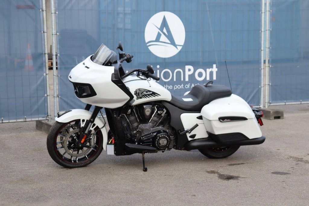 Indian Chieftain Petrol Engine 2021 New