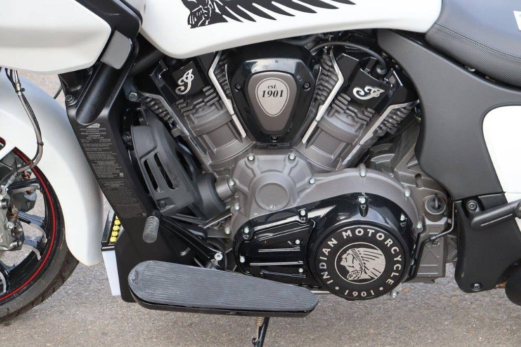 Indian Chieftain Petrol Engine 2021 New