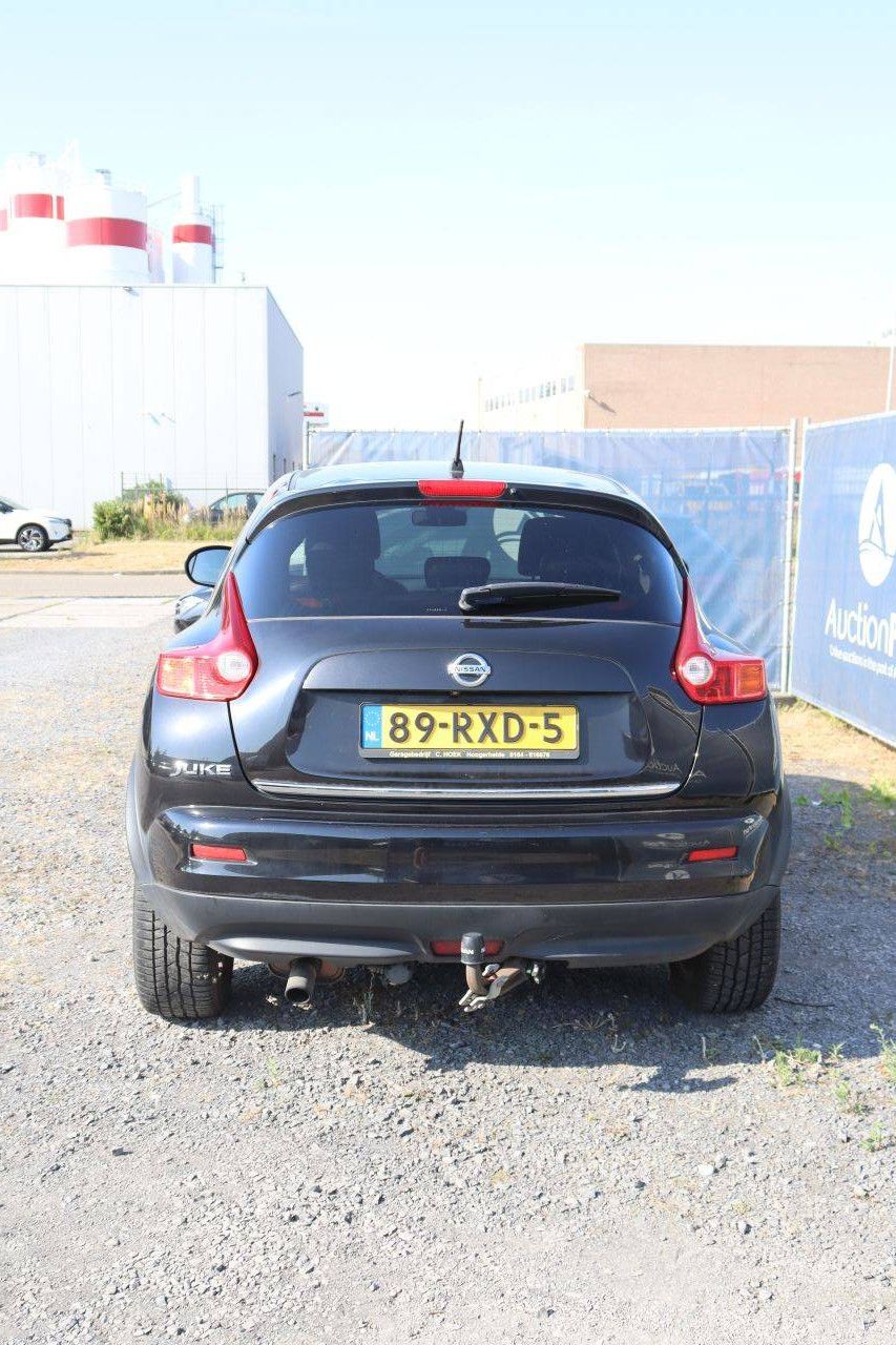SUV Nissan Juke Petrol 191hp 2011