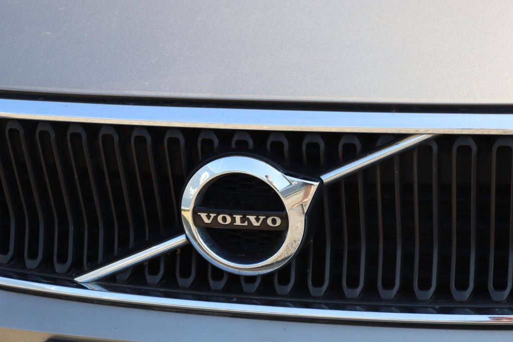 SUV Volvo XC40 Diesel 150 PS 2021