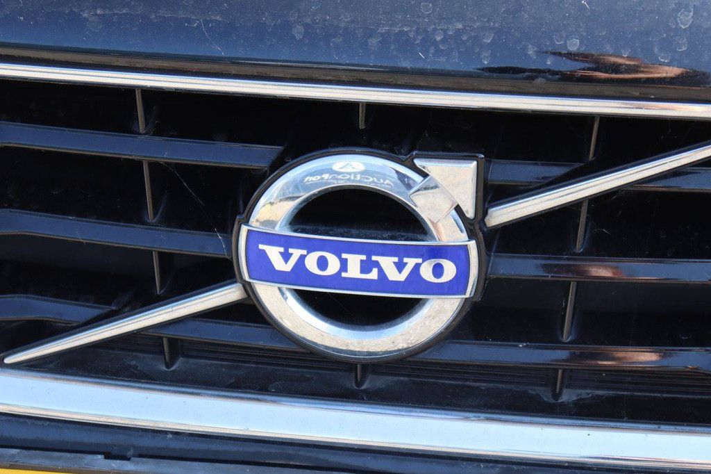 Personenauto Volvo V40 Benzine 123pk 2015
