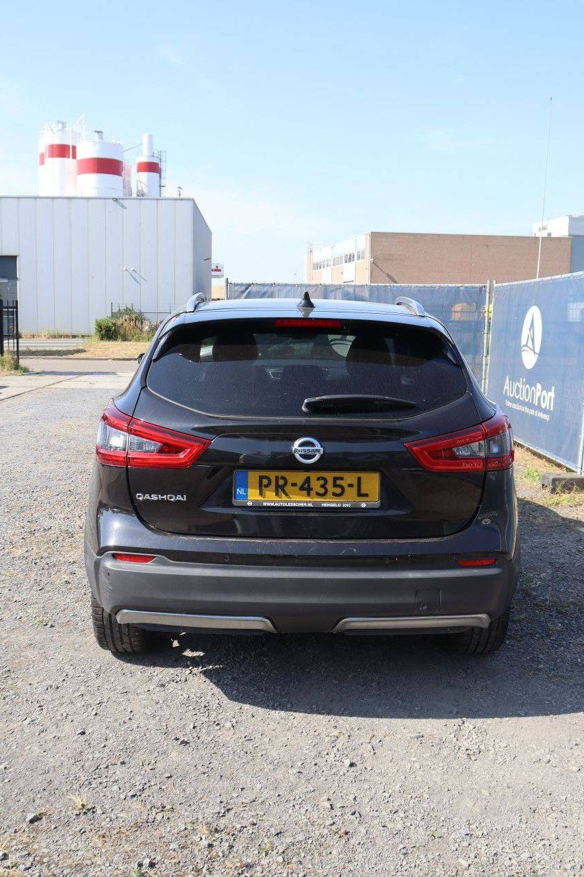 SUV Nissan Qashqai Petrol 116hp 2017