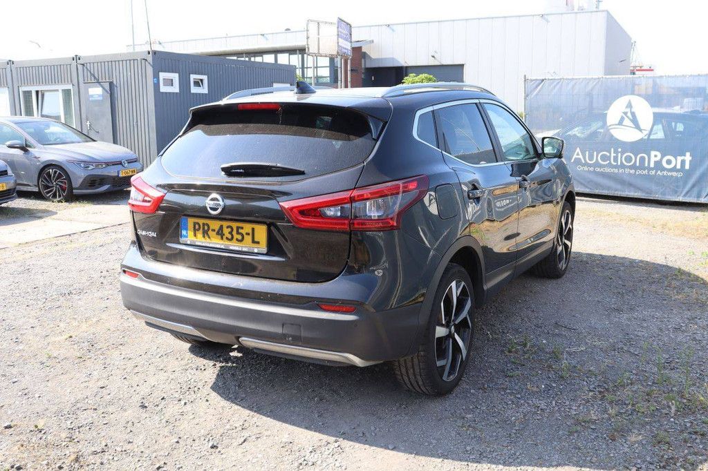 SUV Nissan Qashqai Petrol 116hp 2017