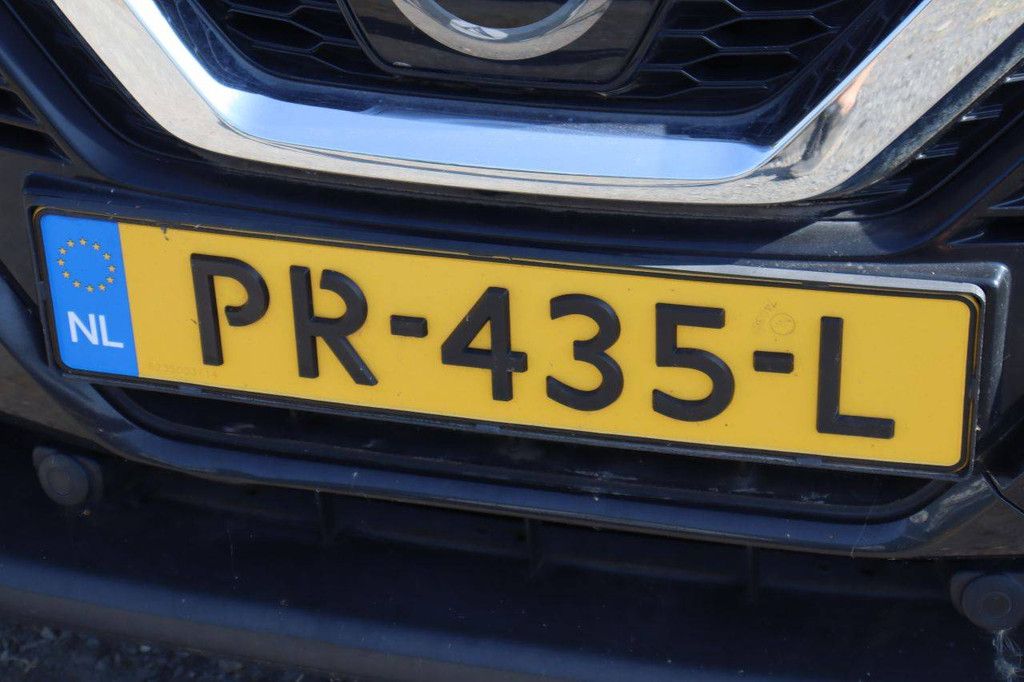 SUV Nissan Qashqai Petrol 116hp 2017