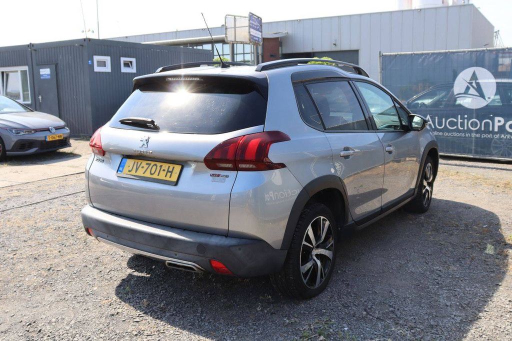 Peugeot SUV 2008 Petrol 110hp 2016