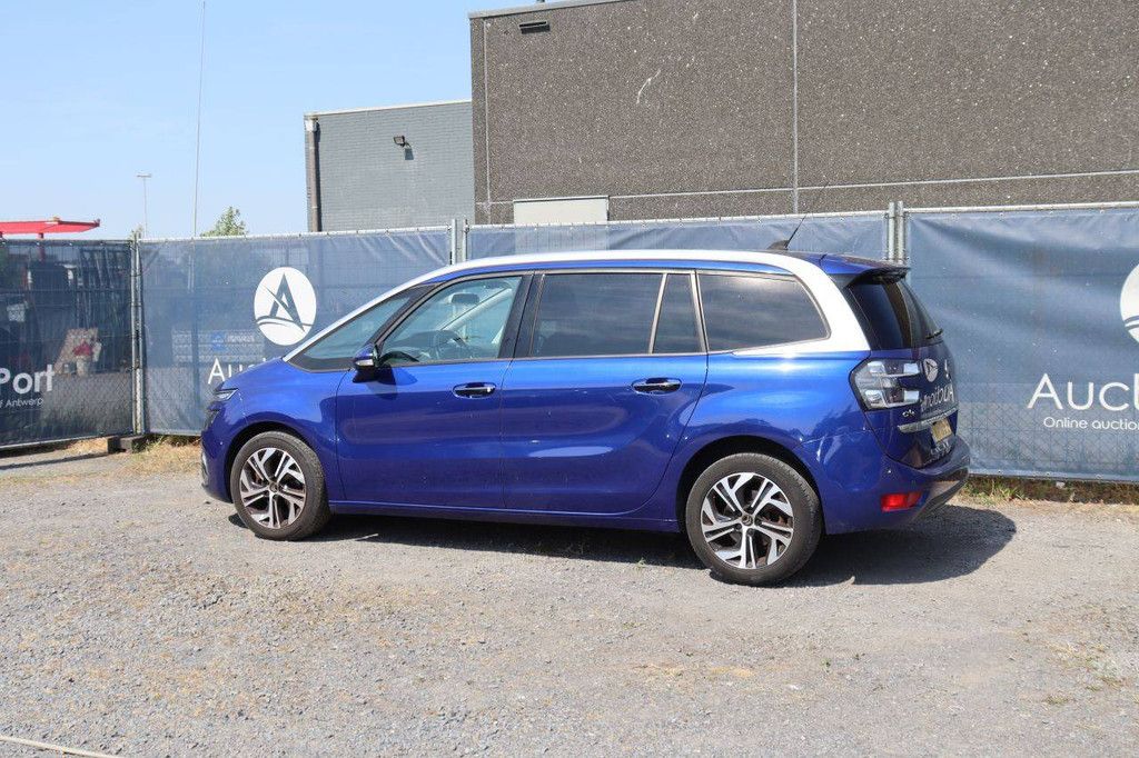 Passenger car Citroen C4 Picasso Petrol 131hp 2017