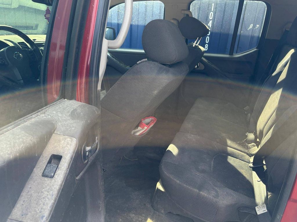 Passenger car Nissan Navara 2.5 CDI Diesel 2008