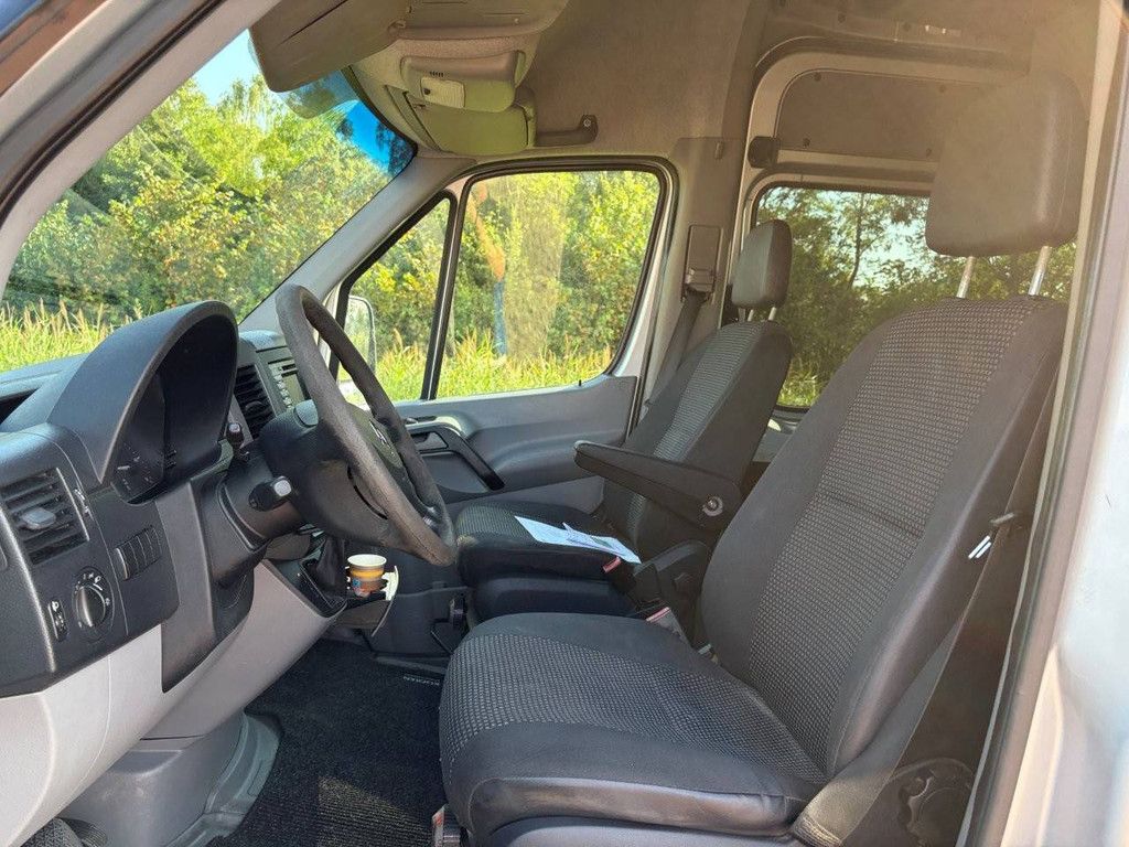 Van Mercedes-Benz Sprinter 515 2.2CDI Diesel 150hp 2007 (Margin)
