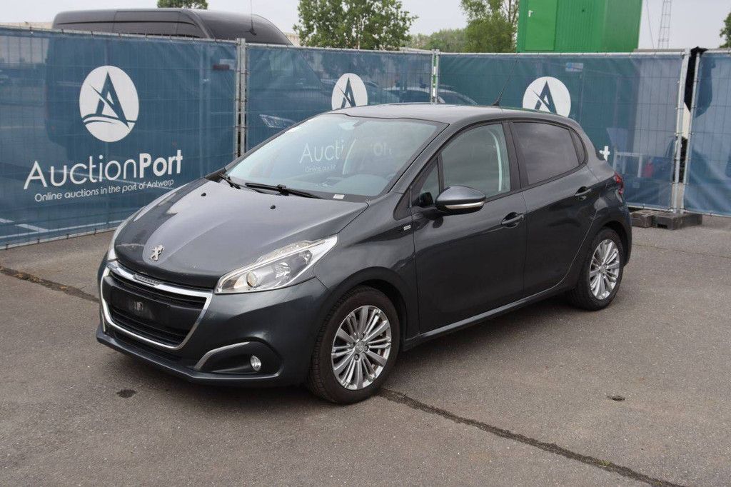 Personenauto Peugeot 208 Benzine 82pk 2016 (Marge)