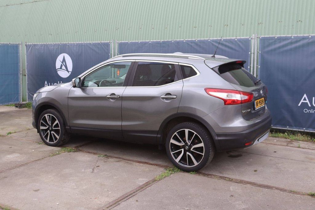 SUV Nissan Qashqai Diesel 110hp 2015 (Margin)