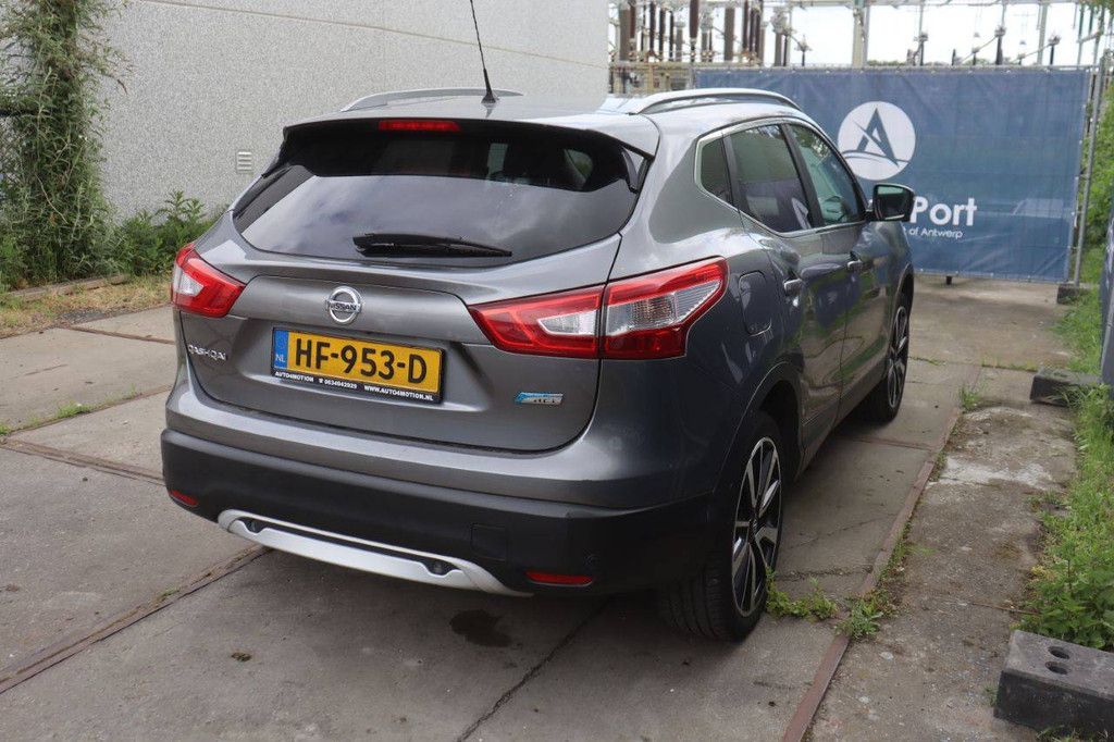 SUV Nissan Qashqai Diesel 110hp 2015 (Margin)