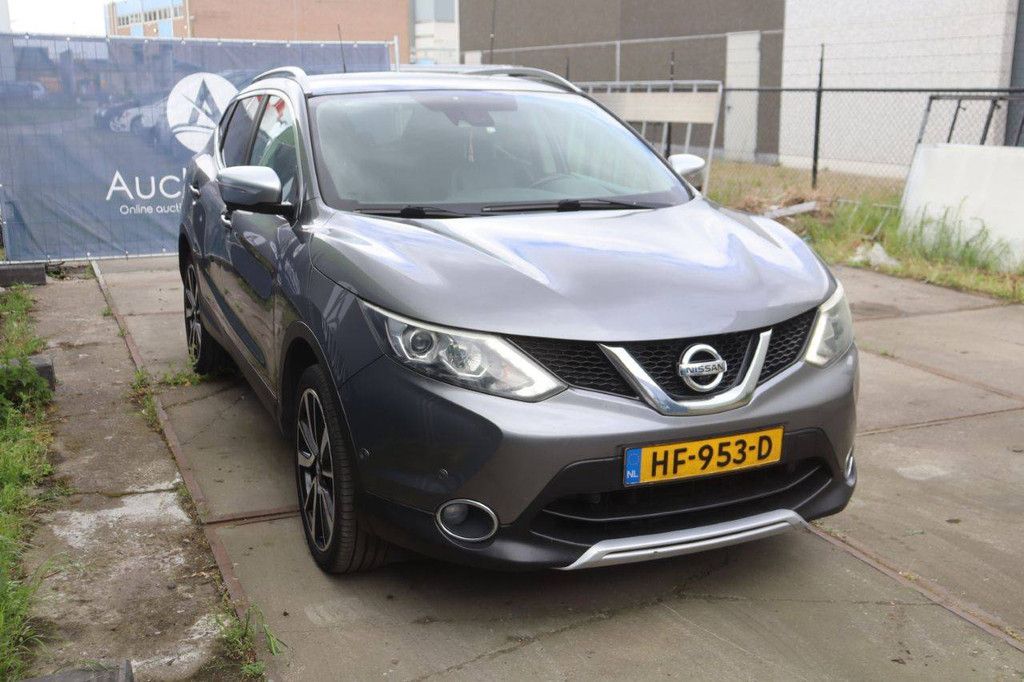 SUV Nissan Qashqai Diesel 110hp 2015 (Margin)