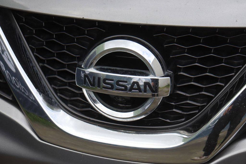 SUV Nissan Qashqai Diesel 110hp 2015 (Margin)