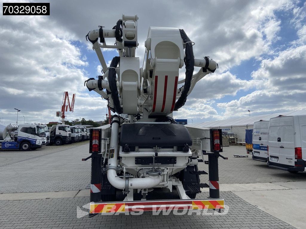 Mercedes Arocs Arocs 4458 10X4 58mtr Betonstar H58-7RZ pump Steel suspension Big-Axle Euro 6