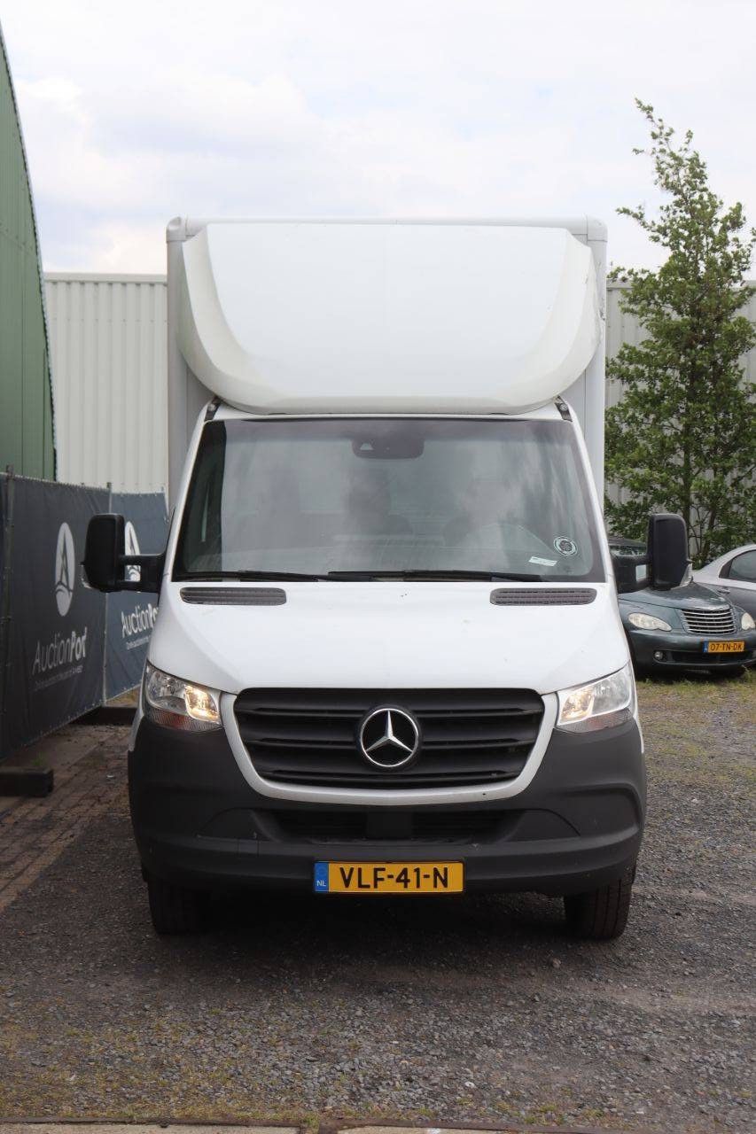 Bakwagen Vrachtwagen Mercedes-Benz Sprinter Diesel 143pk 2021