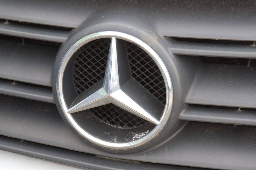 Bakwagen Vrachtwagen Mercedes-Benz Sprinter Diesel 143pk 2021