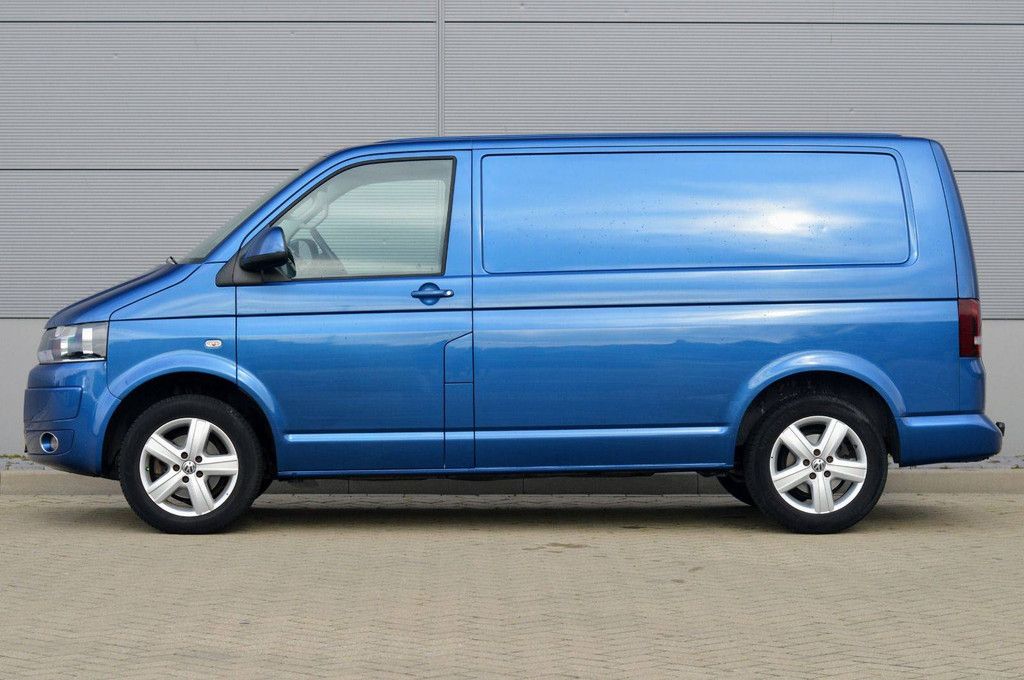 Volkswagen Transporter 2.0 TDI L1H1 65 Edition Diesel 180hp Van 2012