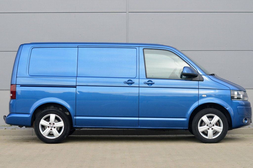 Volkswagen Transporter 2.0 TDI L1H1 65 Edition Diesel 180hp Van 2012