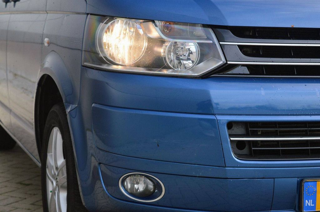 Volkswagen Transporter 2.0 TDI L1H1 65 Edition Diesel 180hp Van 2012