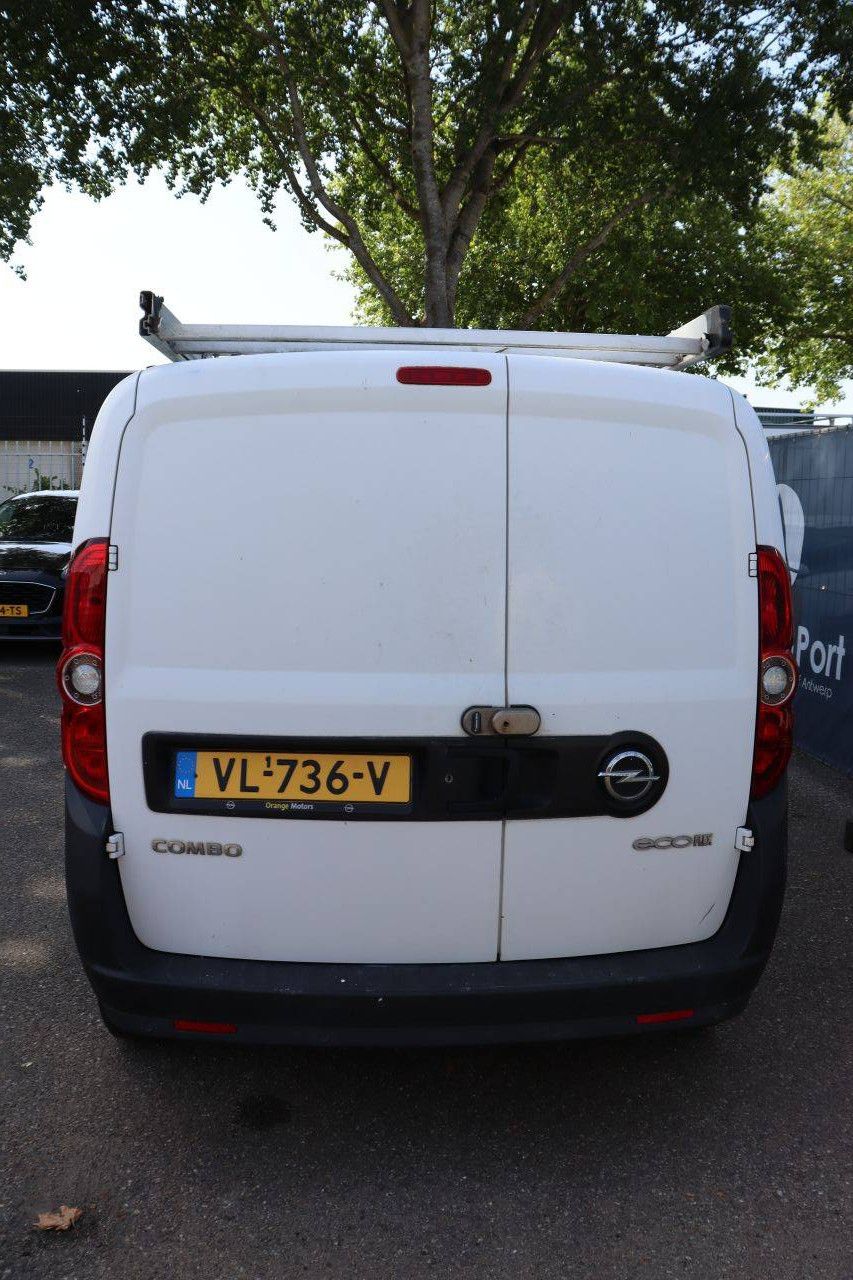 Bestelwagen Opel COMBO VAN Diesel 2015
