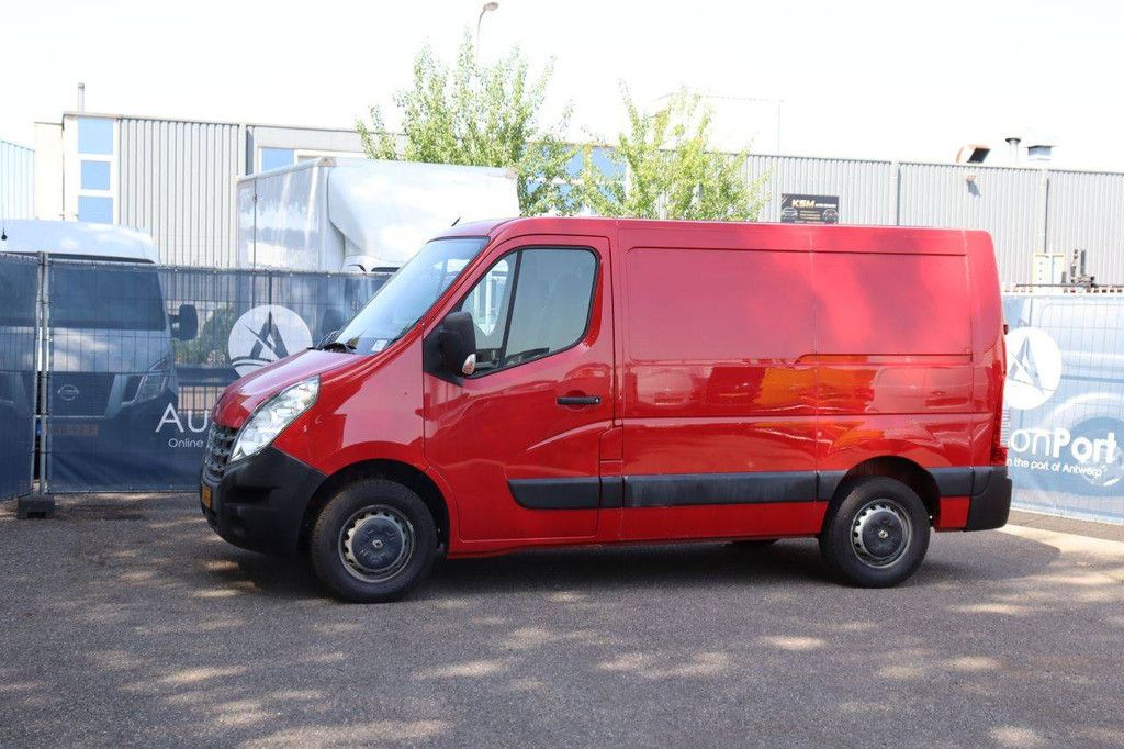 Renault MASTER Diesel Van 2014