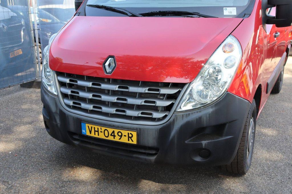 Renault MASTER Diesel Van 2014