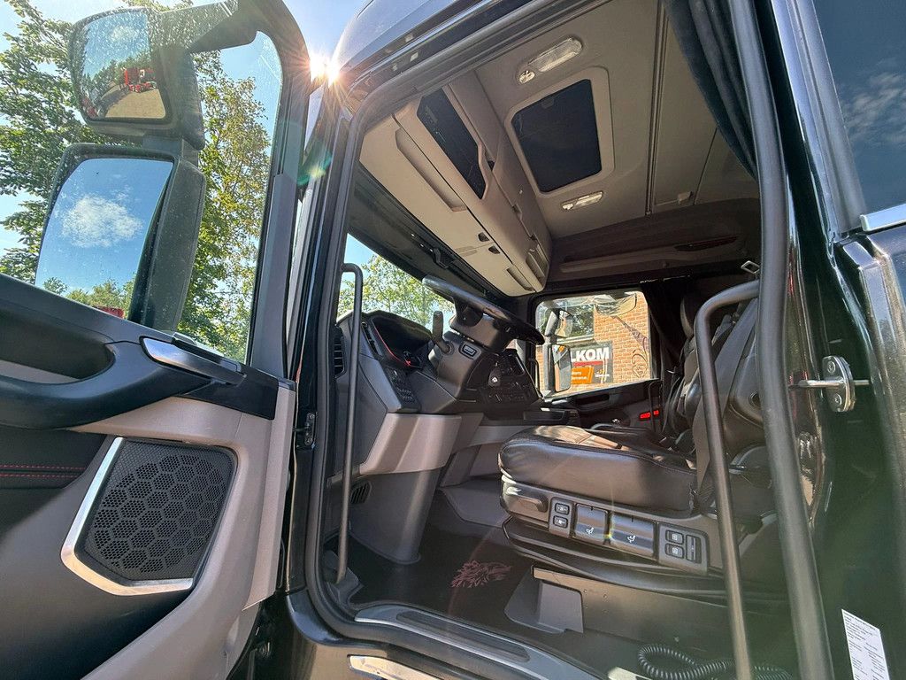 Scania R580 V8 NGS 6X2 Full air Retarder