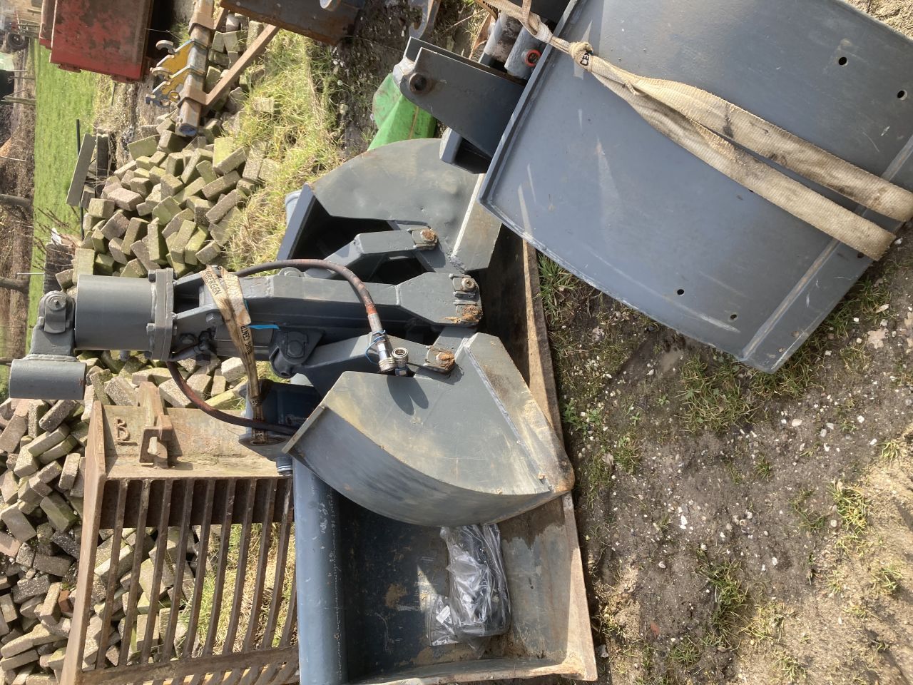 ATLAS 1202 AB