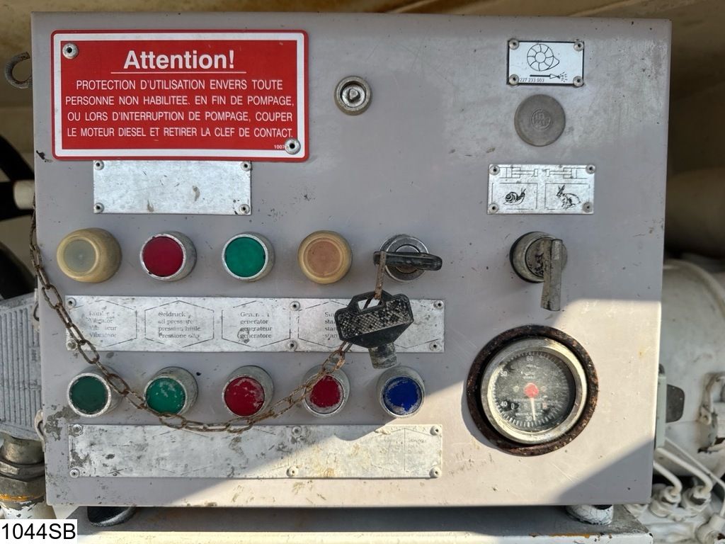 Putzmeister ? 1994, 54 kW, Deutz