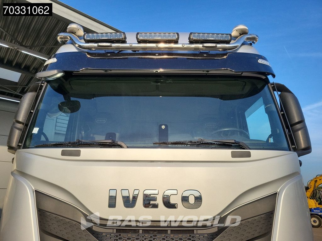 Iveco X-Way 570 6X4 Retarder Standklima ACC Navi Leder