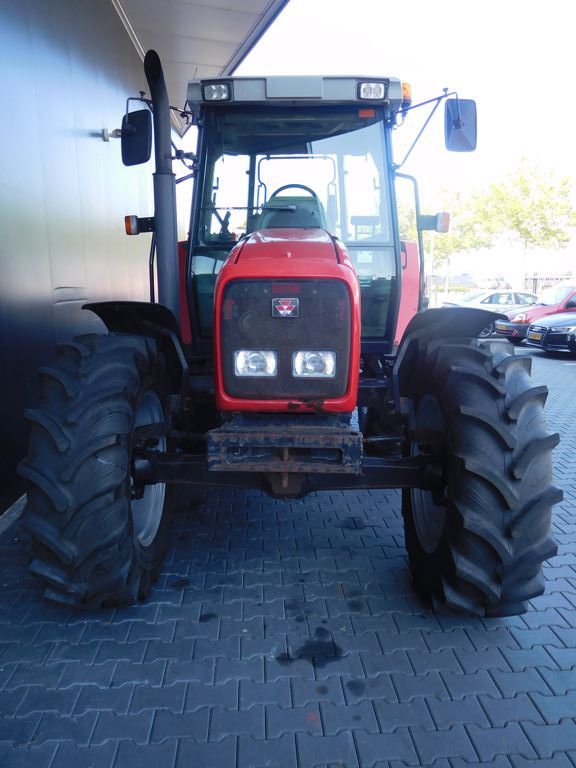 MASSEY FERGUSON 6255