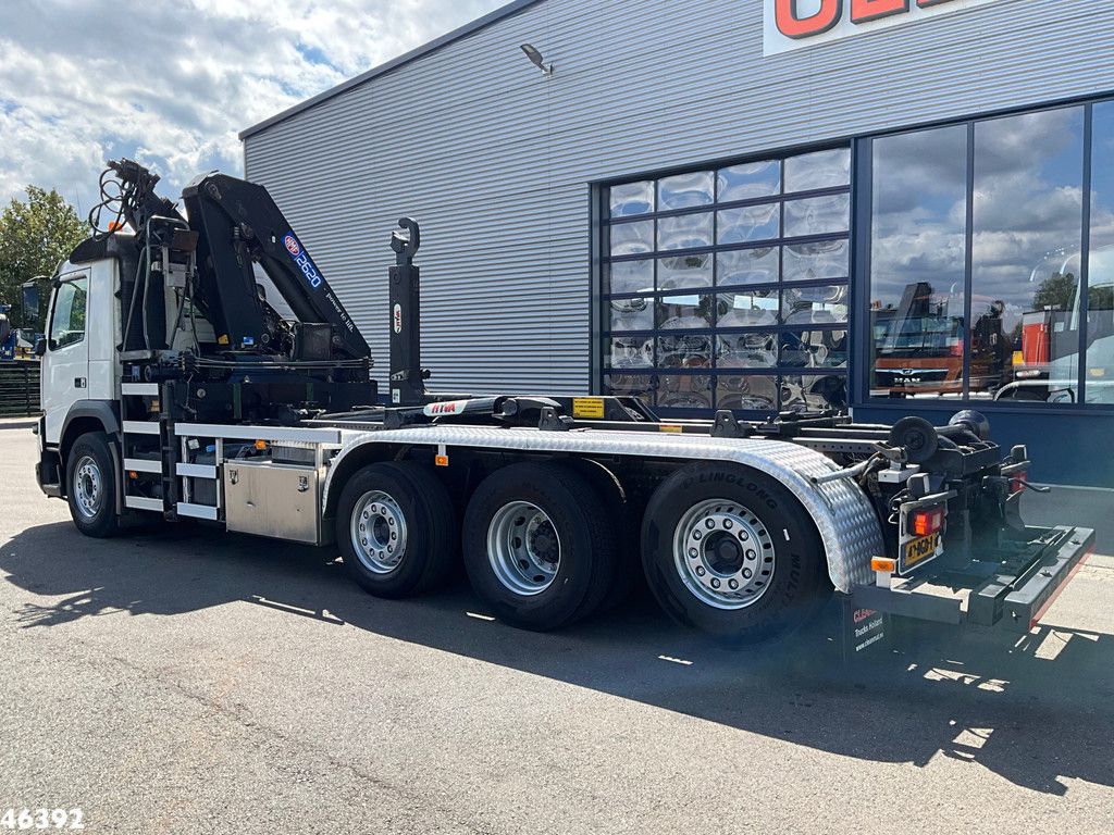 Volvo FM 420 8x2 Euro 6 HMF 26 Tonmeter laadkraan