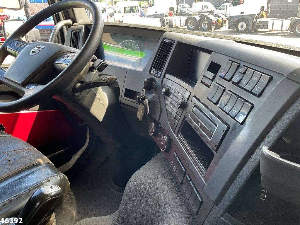 Volvo FM 420 8x2 Euro 6 HMF 26 Tonmeter laadkraan