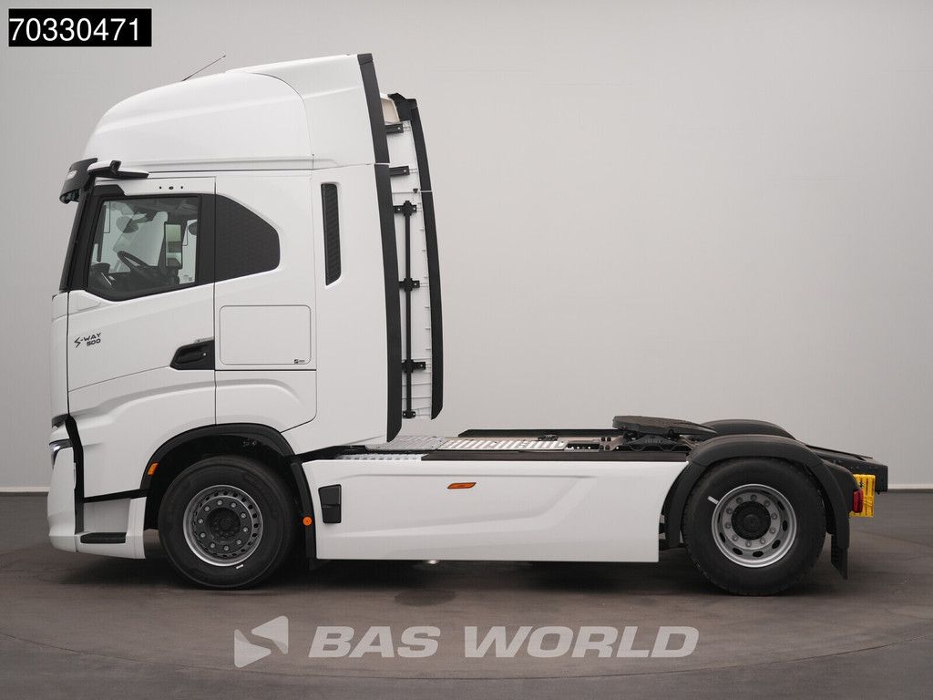 Iveco S-Way 500 4X2 NEW! Retarder 2x tanks Standklima ACC NAVI LED Mirrorcams
