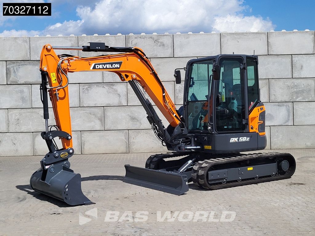 Develon DX50 Z-7 A/C - Buckets