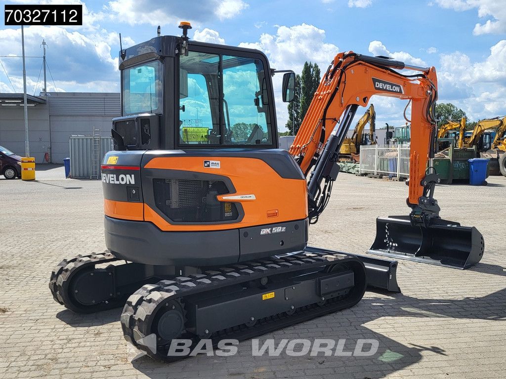 Develon DX50 Z-7 A/C - Buckets