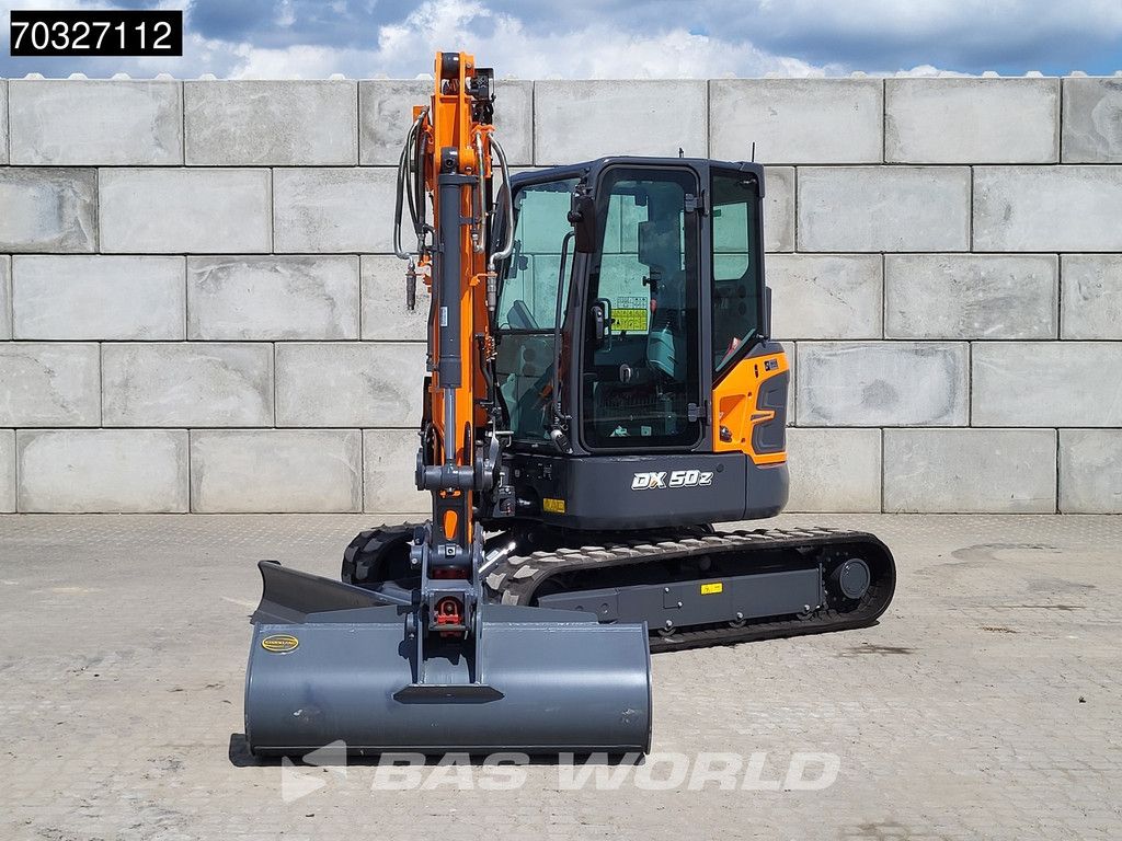 Develon DX50 Z-7 A/C - Buckets