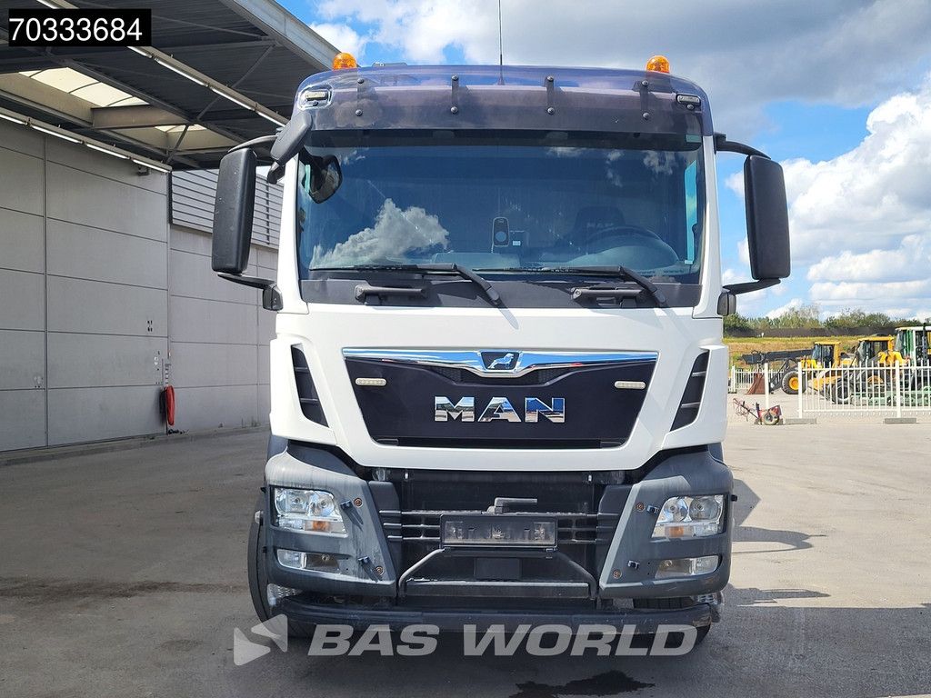 MAN TGX 33.500 6X4 M Hydraulik Concrete