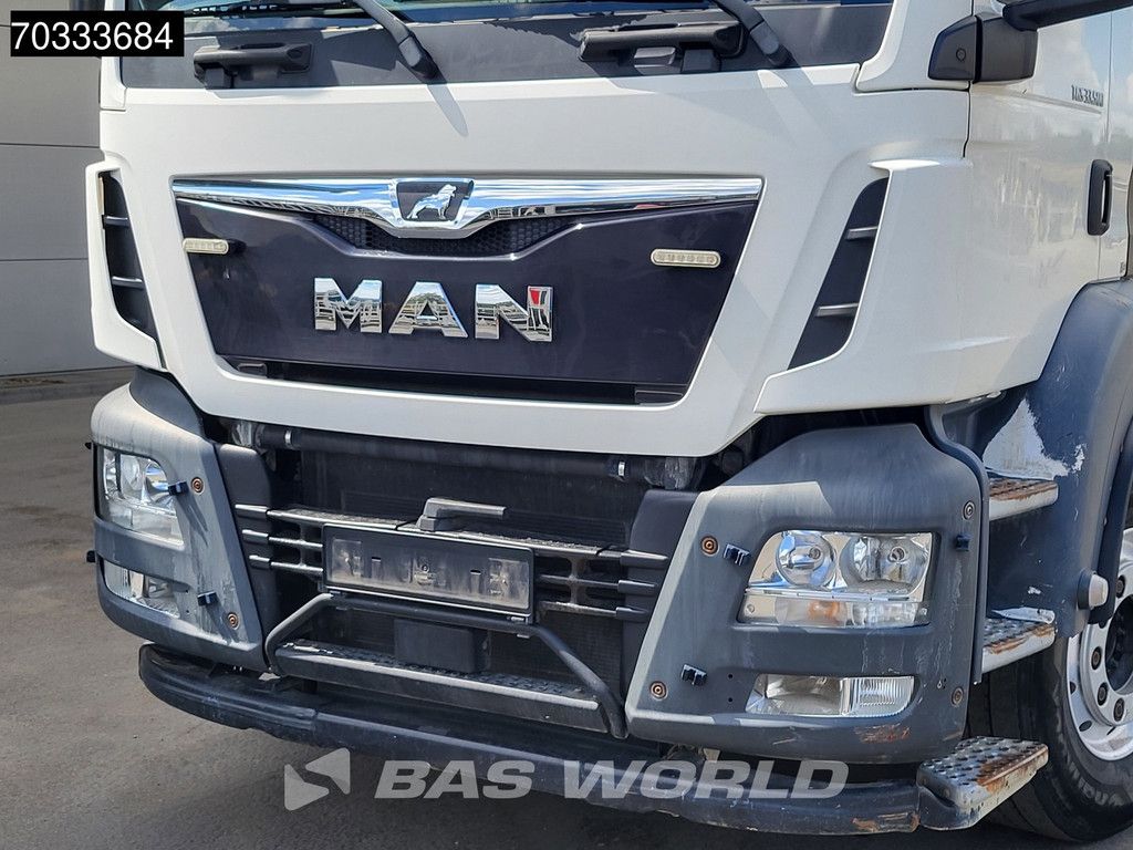 MAN TGX 33.500 6X4 M Hydraulik Concrete