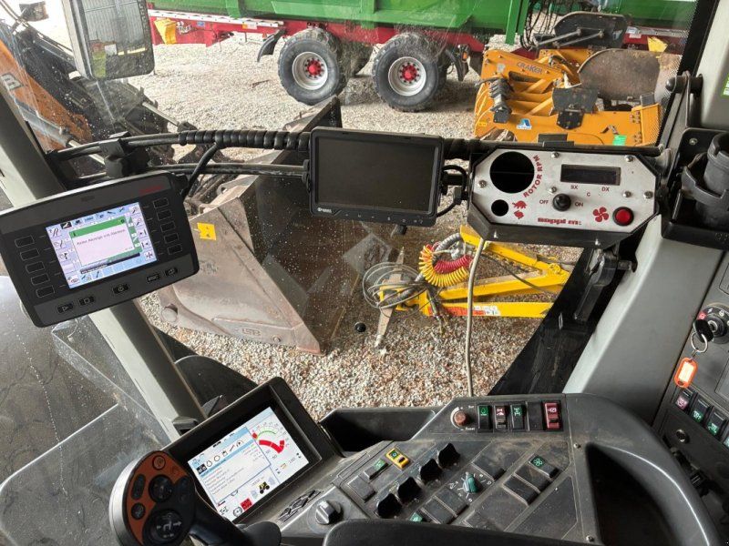 Claas Xerion 3800 TRAC VC