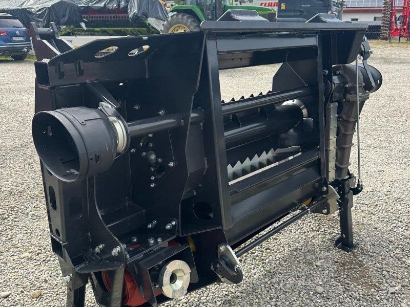 Olimac Claas / Adapter für Maisplücker und Schneidwerke 492, 493