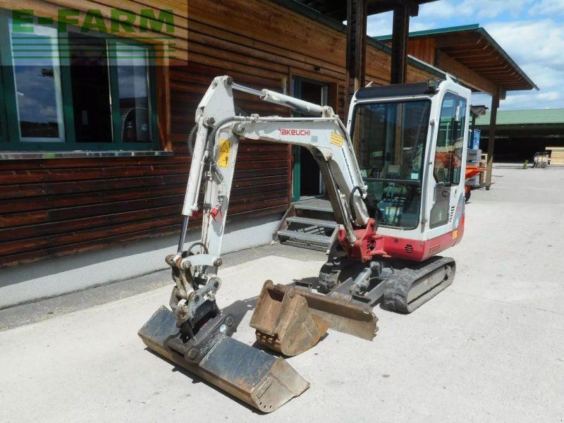 Takeuchi tb 219 ( 2.020kg ) mit powertilt