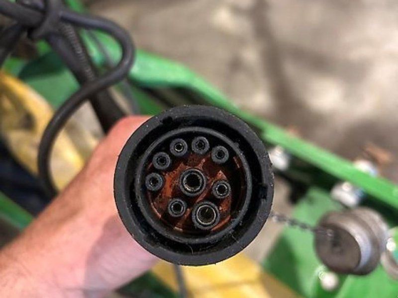 John Deere m732i
