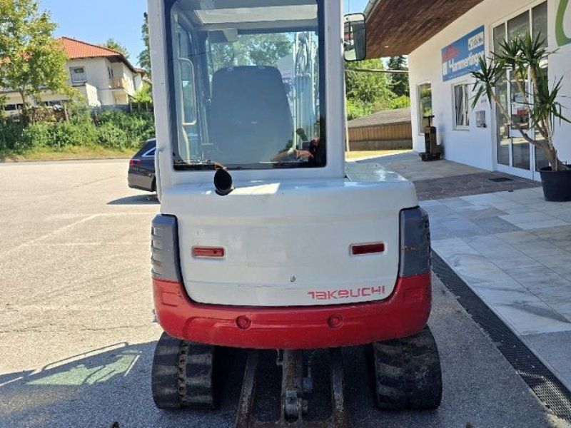 Takeuchi TB235